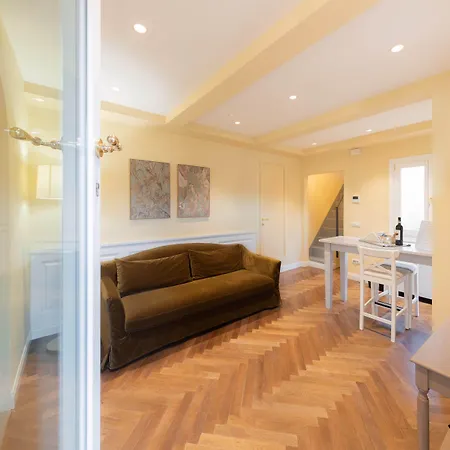 Algila Luxury Torrigiani Apartments-2