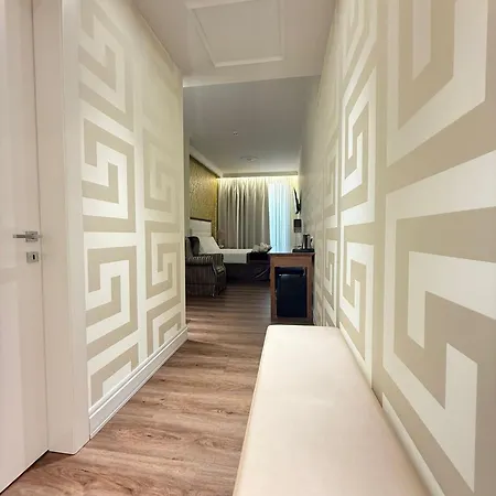 Hotel Montreal-3
