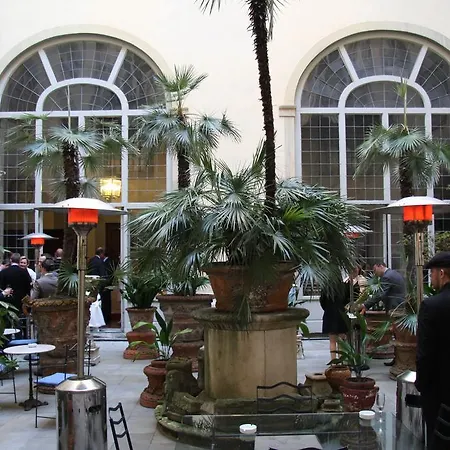 Palazzo Magnani Feroni, All Suite - Residenza D'Epoca-2