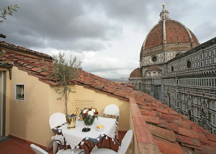 Palazzo Gamba Apartments Al Duomo Florence