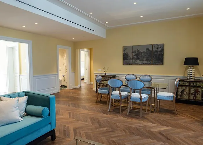 Algila Luxury Torrigiani Apartments Florence