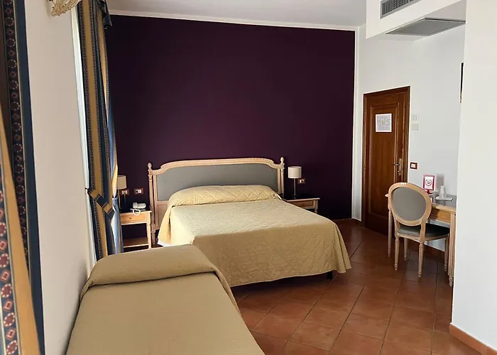 Hotel Bologna Florence