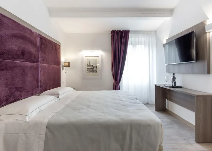 Apollo Guest House Florence