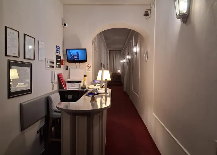 Hotel Tourist House Florence