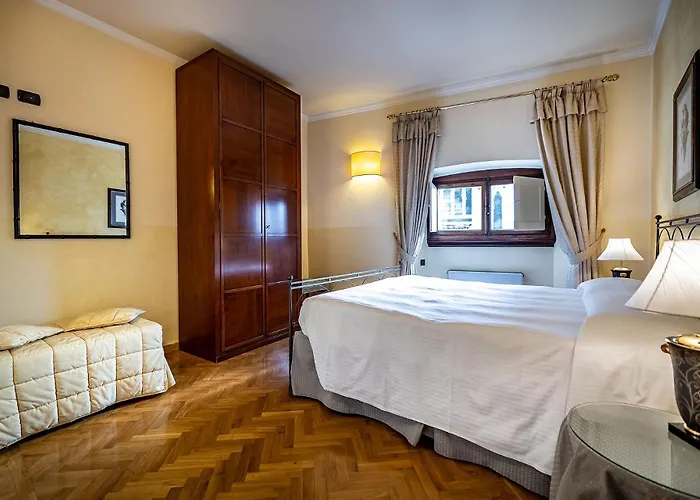 Palazzo Gamba Apartments Al Duomo Florence
