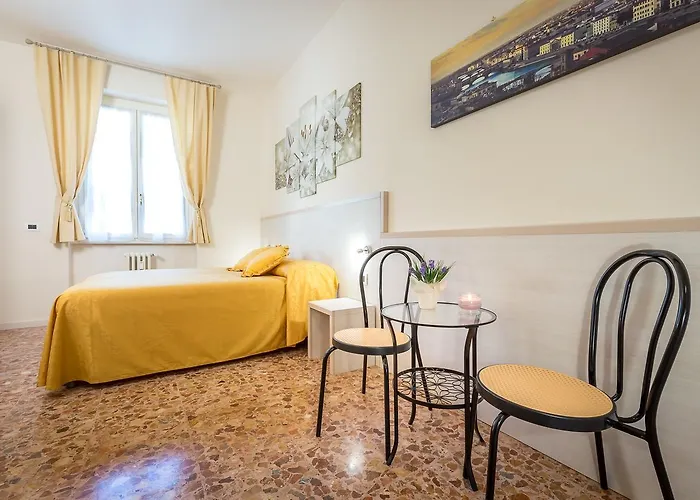 B&B Dolce Luna Florence