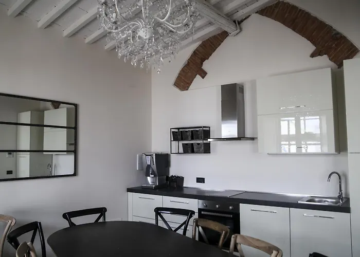 Tornabuoni View Bed & Breakfast Florence